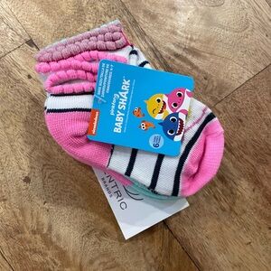 Brand new Baby Shark socks size Toddler 4-7